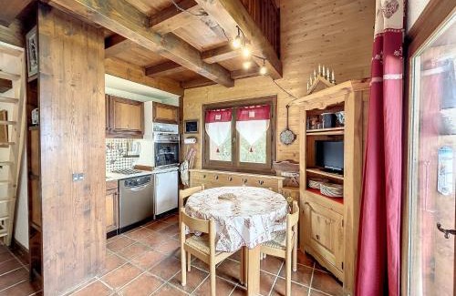 Combloux Apartment | Charmant Duplex avec Mezzanine près du Téléski du Bouchet à Combloux - FR-1-560-11