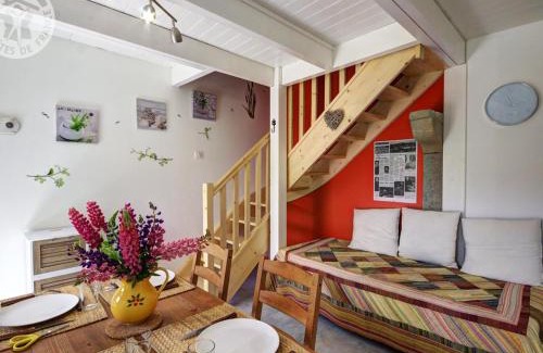 La Chapelle-en-Lafaye Apartment | Charmant gîte en pierres pour 4 pers. avec terrasse à La Chapelle-en-Lafaye - FR-1-496-59