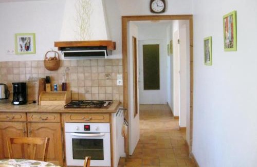 Mazieres-de-Touraine House | Charmant Gîte en Touraine avec Jardin et Poêle à Bois - FR-1-381-240