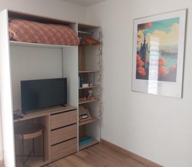 Les Sorinieres Apartment | Charmant studio tout équipé