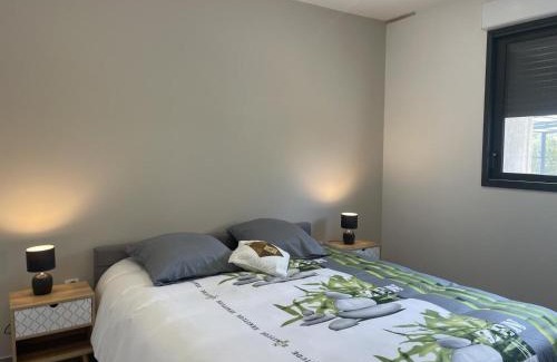 Couzon House | Charmante bergerie rénovée avec piscine chauffée intérieure - FR-1-489-471