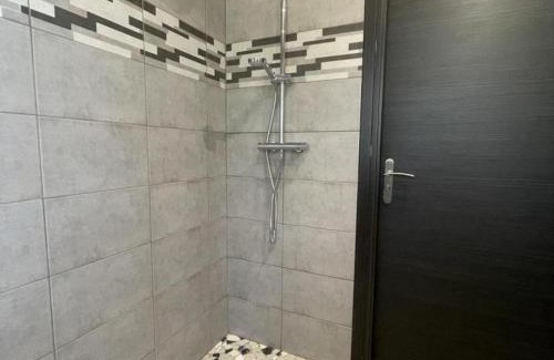 Couzon House | Charmante bergerie rénovée avec piscine chauffée intérieure - FR-1-489-471