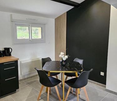 Cerans-Foulletourte House | Charmante maison avec parc boisé