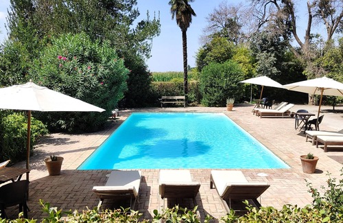 Churriana de la Vega Cottage | Charming rural house with swimming pool 3 km from the city of Granada. parking