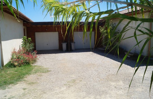 Saint-Genies-de-Fontedit Villa | CHARMING ECO VILLA WITH PRIVATE INFINITY POOL
