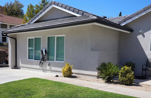 Canyon Country House | Charming 1-bedroom house with WiFi, AC in peaceful Santa Clarita Brand New