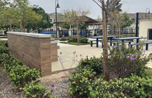 Fontana House | Charming 1 bedroom in townhouse in a new construction gated community.