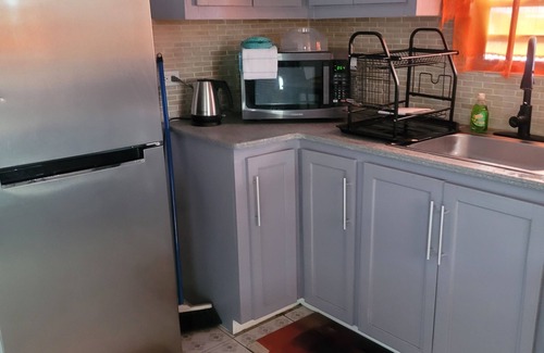 Saint John Parish Apartment | Charming 1 bedroom studio with WiFi, AC in peaceful St. Johns. We have 2 x 1 bed