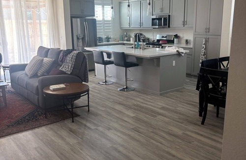 Turlock House | Charming 1-bedroom with private bathroom in delightful Turlock Ca.