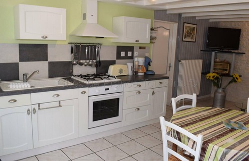 La Tour-Saint-Gelin Cottage | Charming 19th Century Cottage with Enclosed Courtyard