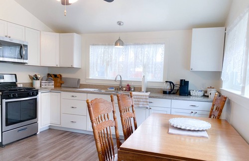 Yuba City Other | Charming 1907 Farmhouse on 6 1/2 acres