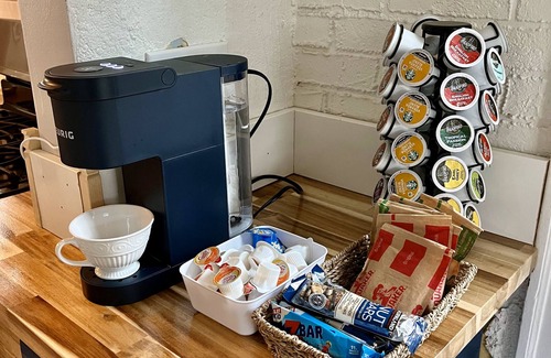 Indianapolis House | Charming 1925 Home In Broad Ripple - Sleeps 6, Modern Comforts & Prime Location