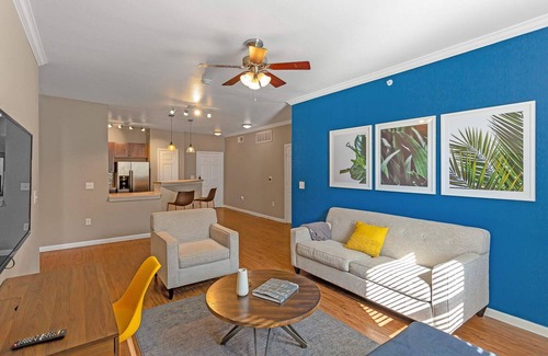Downtown Dallas Apartment | Charming 1BD in Trendy West End Neighborhood