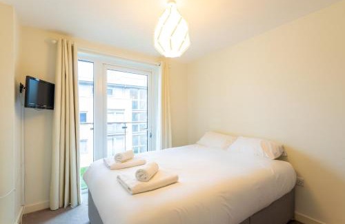 Greenwich West Apartment | Charming 2 Bed Flat in Greenwich