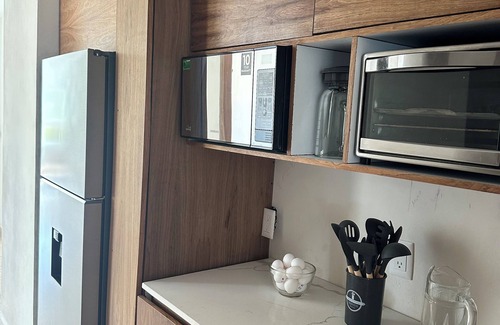 Puerto Marques Apartment | Charming 2-bedroom apartment in gorgeous Acapulco with AC, WiFi, Ocean View