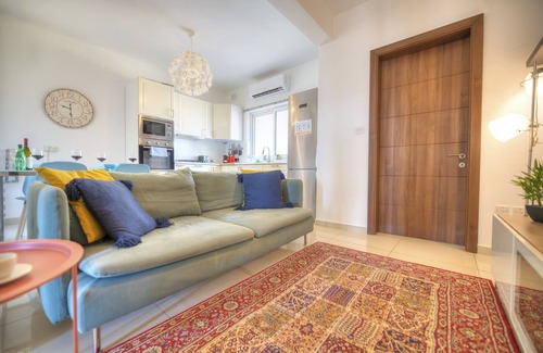 Hamrun Apartment | Charming 2 bedroom apartment with balcony ETUS1-1