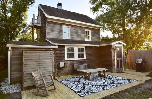 Lower Township Cottage | Charming 2-bedroom cottage with AC and WiFi in fantastic Cape May
