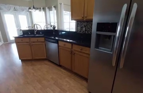 Orlando House | Charming 2-bedroom Retreat with Pool near UCF