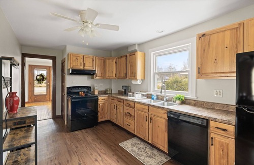 Lairdsville House | Charming 2-bedroom house in peaceful Hughesville with WiFi and Backyard