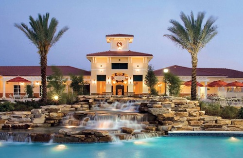 Bay Lake Villa | Charming 2-bedroom villa by Animal Kingdom Disney with private pools and golf