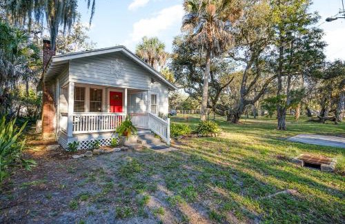 Melbourne Apartment | Charming 2Bd 1Bth Cottage near River - Melwood