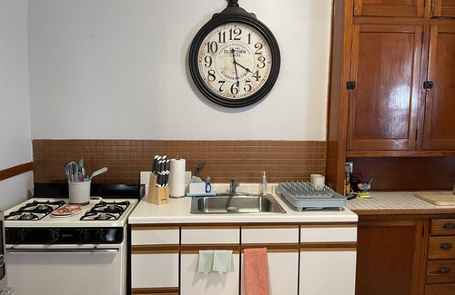 Carpentersville Apartment | Charming 2BR/1BA Located in the ❤️ Of Downtown East Dundee