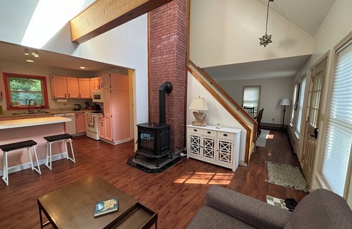 Guilford House | Charming 2BR semi-rural home in Southern VT - amazing setting & modern amenities