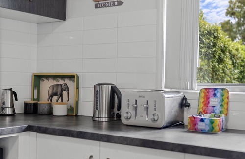 Little Mountain House | Charming 3-Bed Home On Sunshine Coast