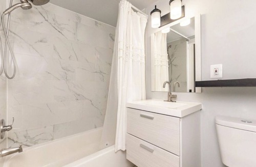 Cheverly House | Charming 3-bedroom house walk to metro station