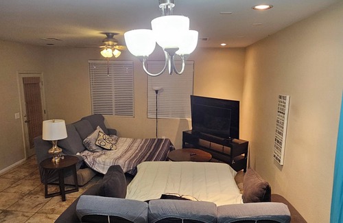 Las Vegas House | Charming 3-bedroom house in phenomenal Las Vegas