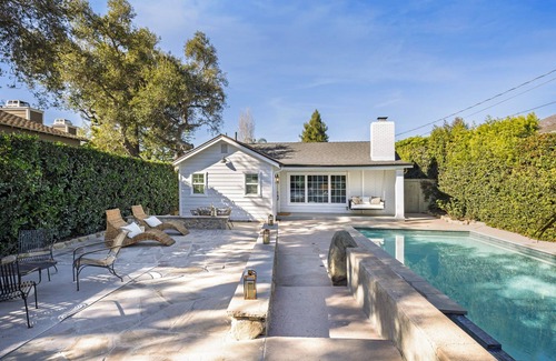 Montecito House | Charming 3-bedroom house plus office with AC, WiFi and heated pool in Montecito