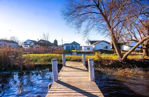 Butte Des Morts House | Charming 3 Bedroom Lakeside Hideaway in Omro, WI