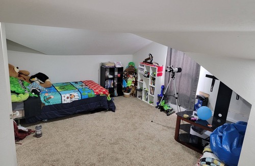 Grants Pass House | Charming 3-bedroom house with AC/Heat, WiFi in peaceful Grants Pass