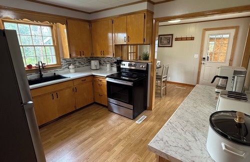 Presque Isle House | Charming 3-bedroom house in lovely Presque Isle with WiFi, AC