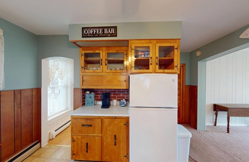 Searsport House | Charming 3-bedroomOcean Front Home In-Town with wifi