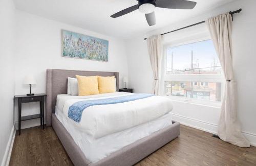 Trinity - Bellwoods House | Charming 3 Beds Ossington Home