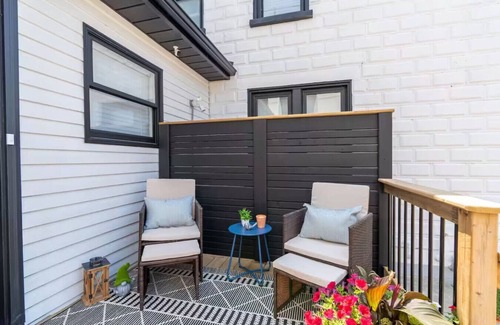 Grand Bend House | Charming 3BR Beach House with BBQ in Grand Bend