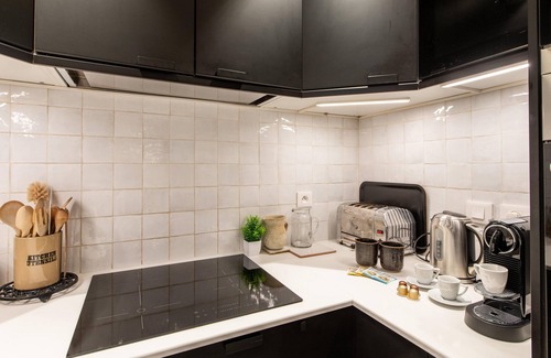 Les Iles Apartment | Charming 3p Île St. Louis, 4th arr, Quiet, Central