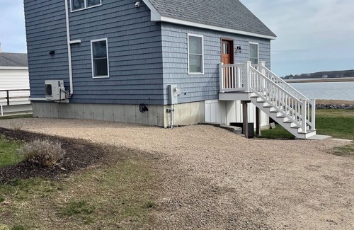 Biddeford Pool House | Charming 4-bedroom cape on Hills Beach Road
