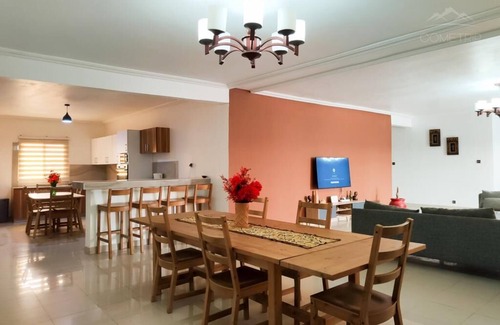Yof Apartment | Charming 4-bedroom furnished apartment. 300 m2 Almadies