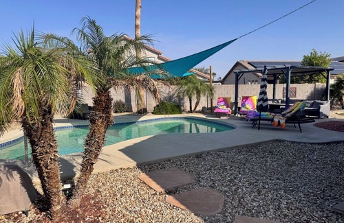 Mountain Vista Ranch House | Charming 4-bedroom pet friendly oasis with WiFi, AC in peaceful Surprise.