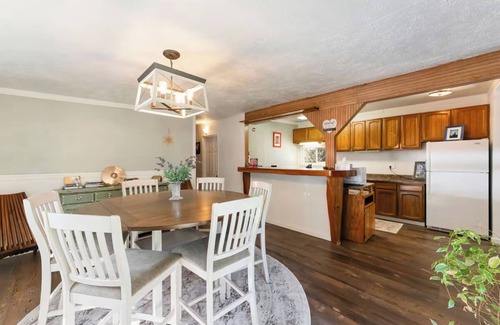 Mount Shasta House | Charming 4-bedroom house in beautiful Mount Shasta, just minutes from town!