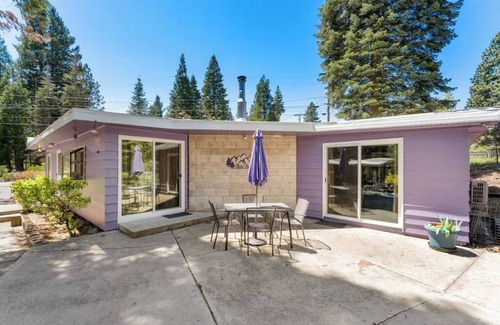 Mount Shasta House | Charming 4-bedroom house in beautiful Mount Shasta, just minutes from town!