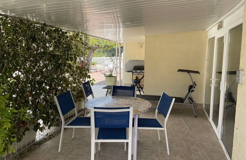 Esparron-de-Verdon Apartment | Charming 4-person apartment with private lake access