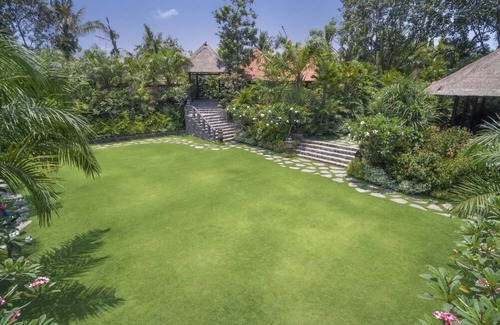 Cepaka Villa | Charming 7BR Villa In Tabanan! - 12Min Drive To Famous Tanah Lot Temple! W/Pool!