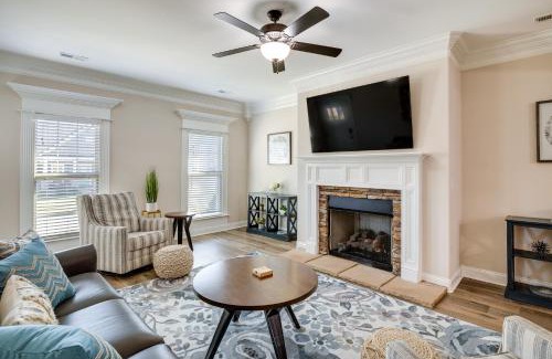 Owens Cross Roads House | Charming Alabama Retreat with Private Patio!