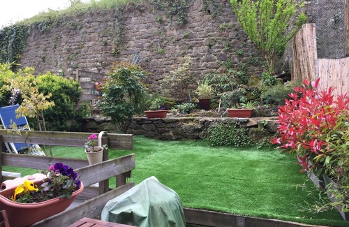 Dinan Apartment | Charming apartment with garden in Medieval Dinan.