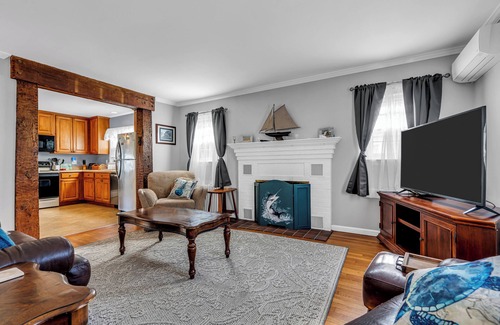 Point Pleasant Beach Apartment | Charming Beach Apartment 1 Block to the Beach