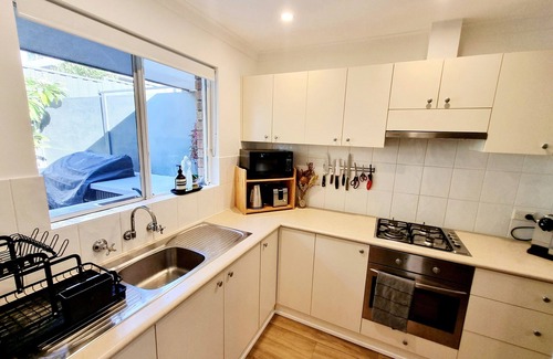 Scarborough Villa | Charming beach abode in the heart of Scarborough!