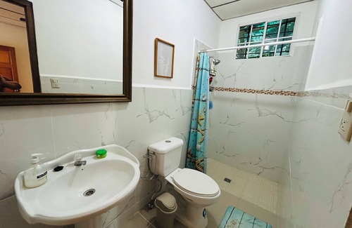 La Herradura Resort | Charming beach house with AC in Costa del Sol - 3 bedrooms, for 10 people